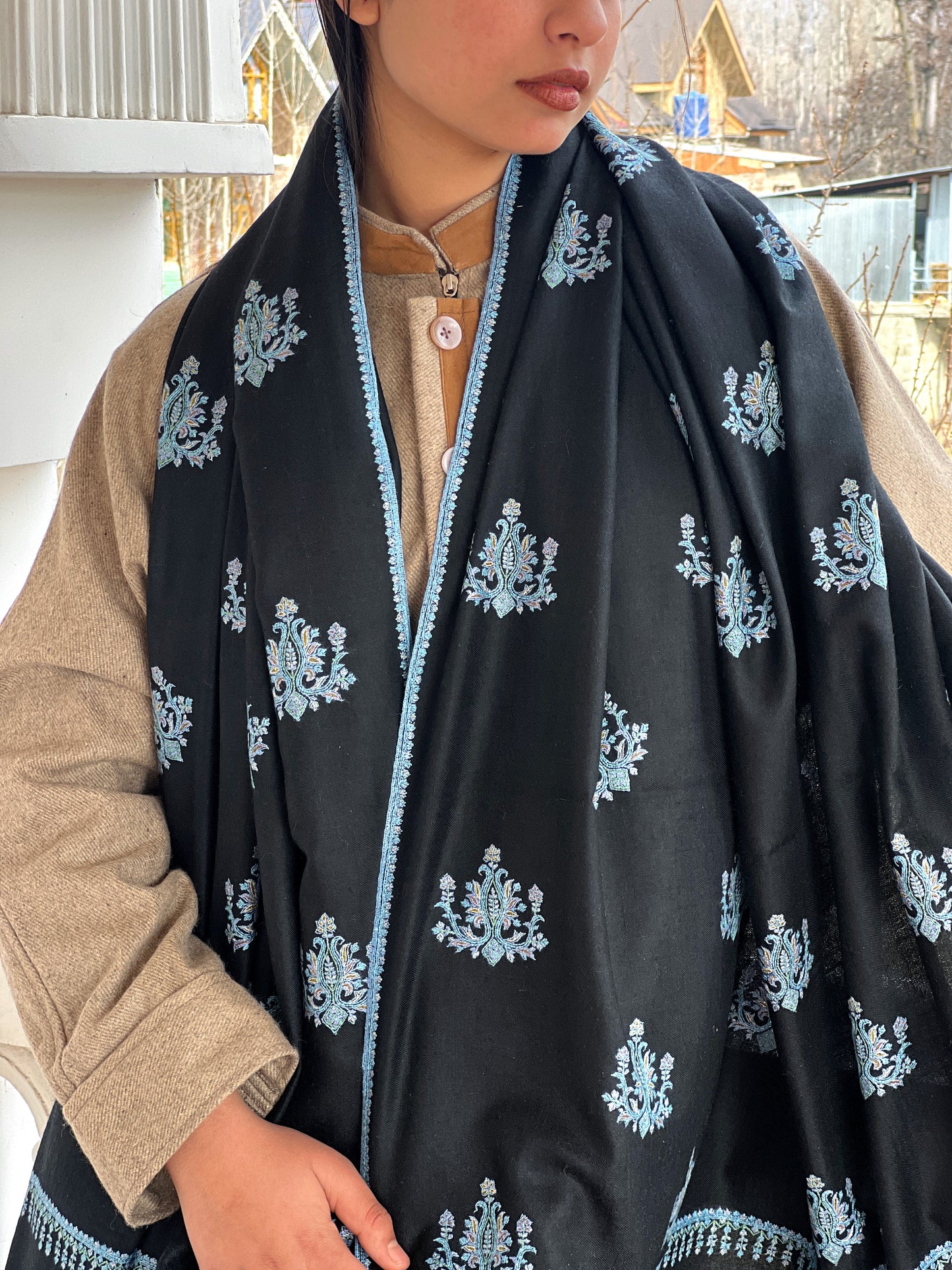 Black Booti Pashmina