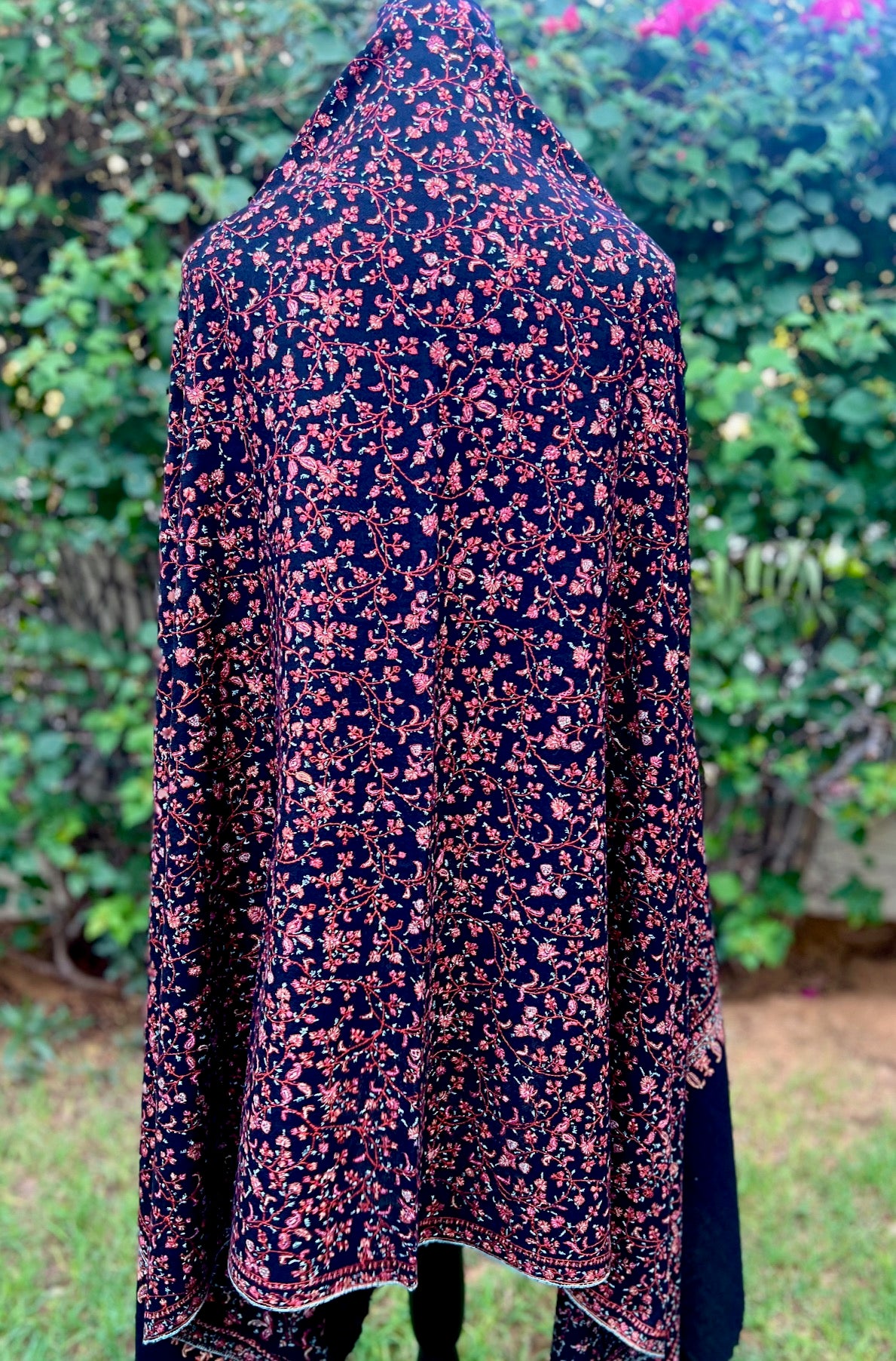 Ebony Bloom Pashmina Shawl