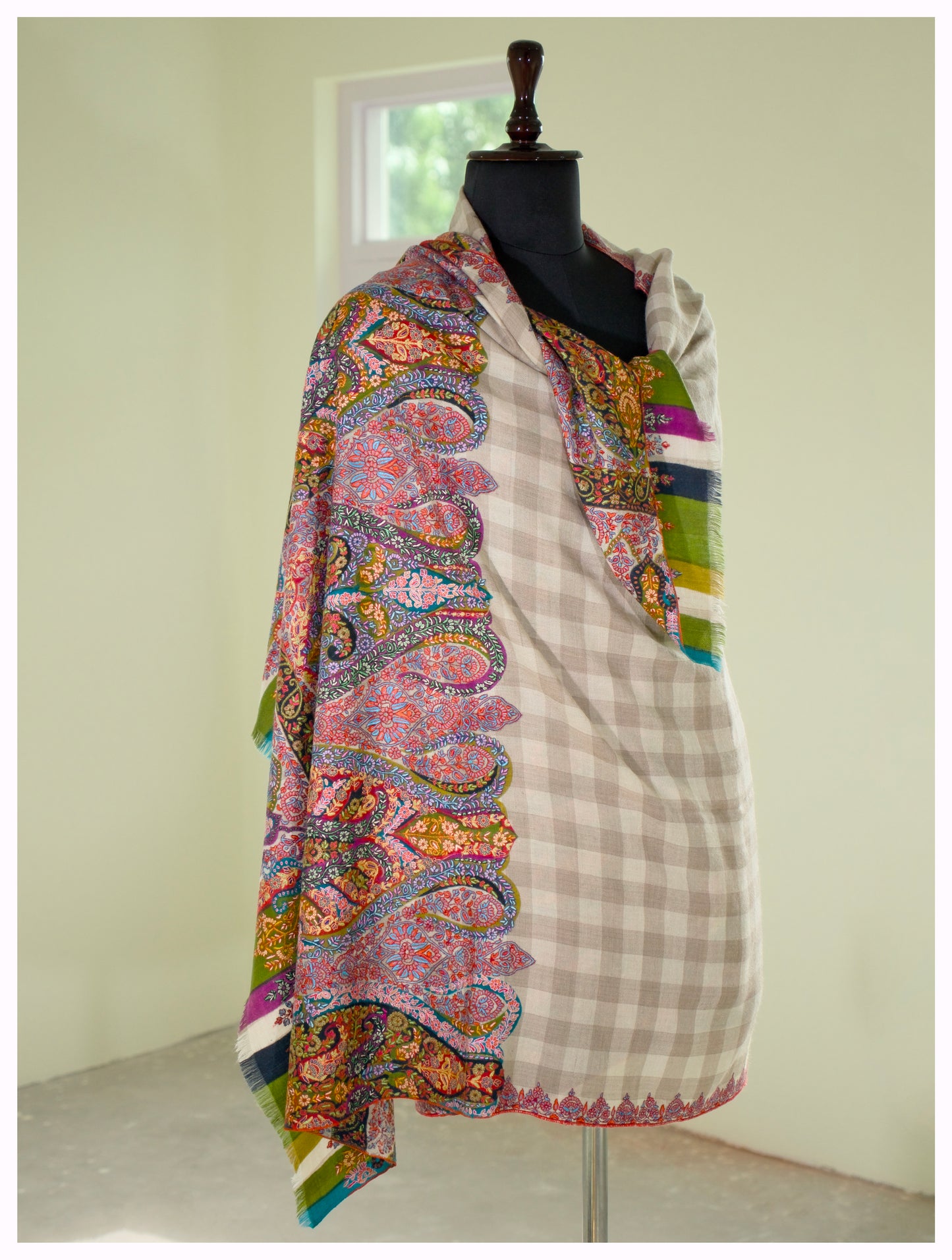 Checkered Charm Pashmina