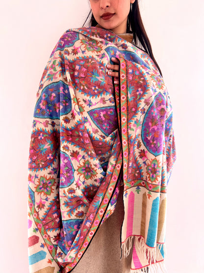 Gulnaar Kaani Pashmina