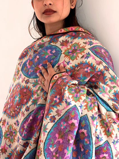 Gulnaar Kaani Pashmina
