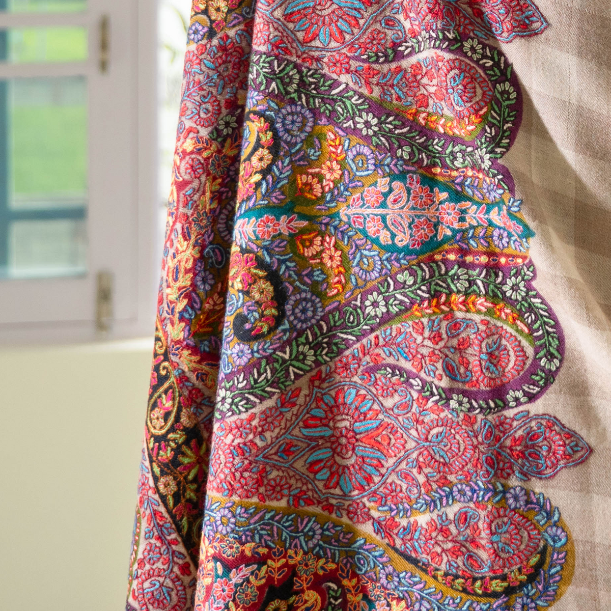 Checkered Charm Pashmina